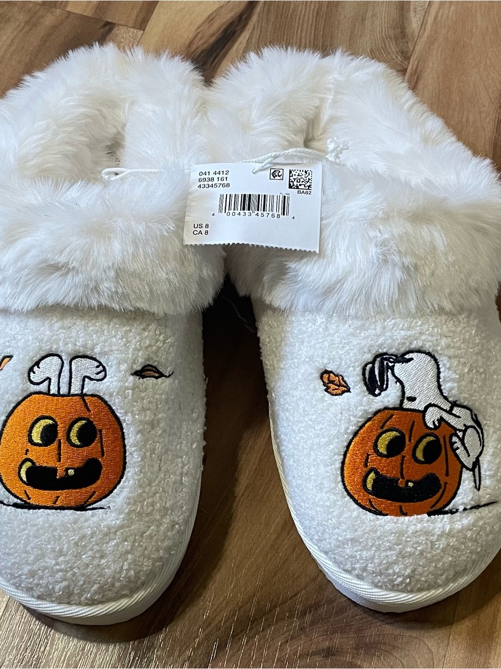 AE Fall Peanuts Snoopy Jack-O-Lantern Cozy Sherpa Slippers Ivory Women’s 8 NWT